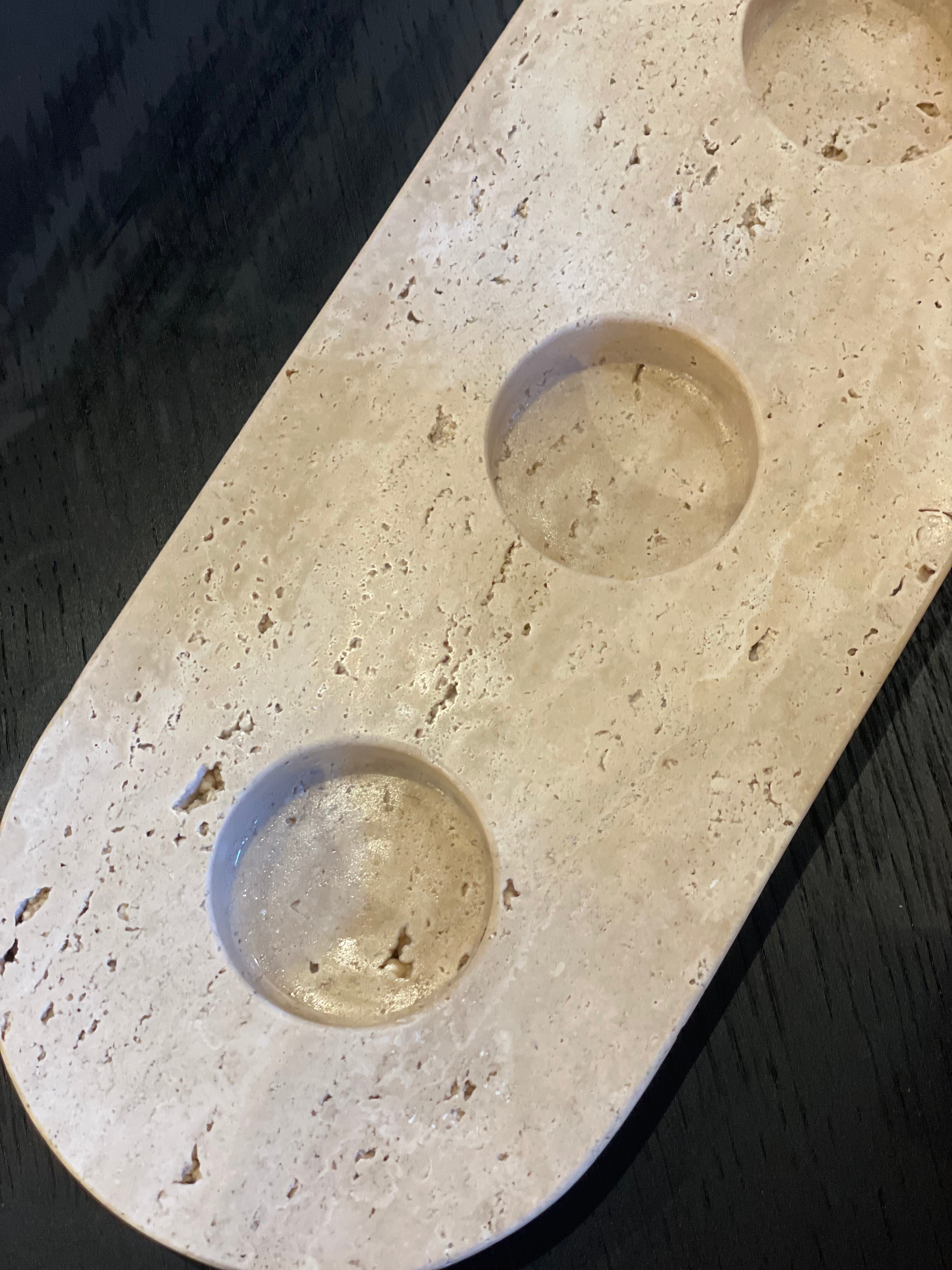 Candle holder in Travertine
