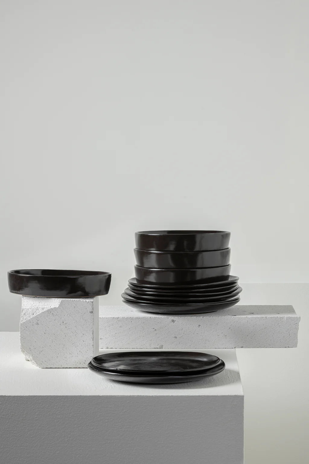 Deep plate S - La Mère by Marie Michielssen - Ebony