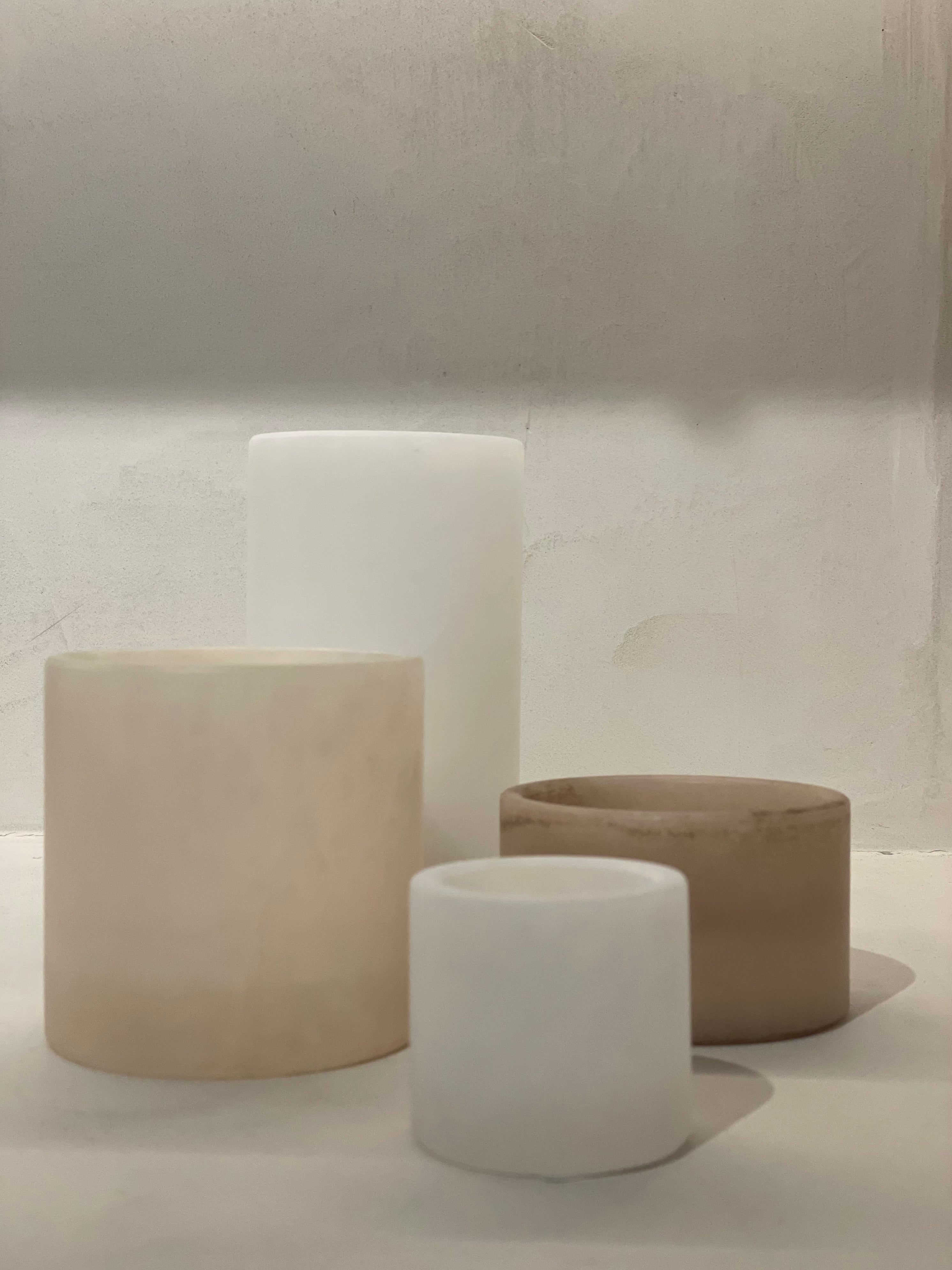 Candle holder alabaster white XS