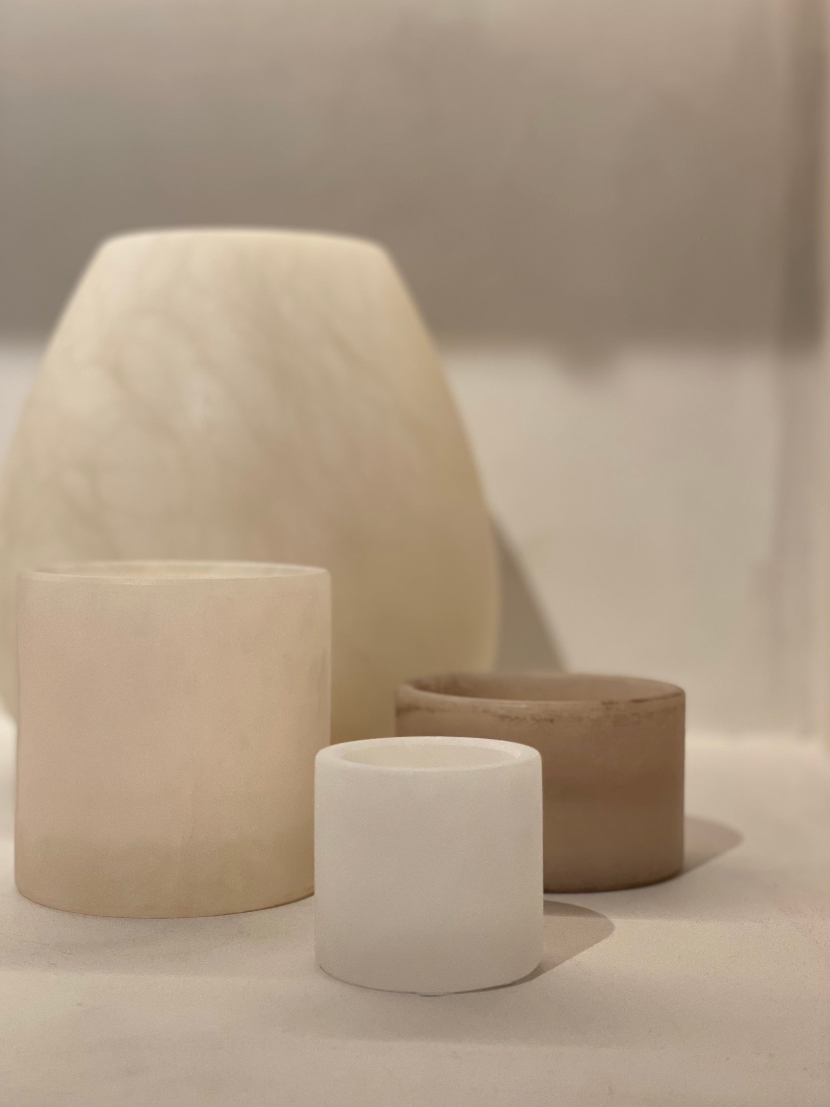 Candle holder alabaster white XS