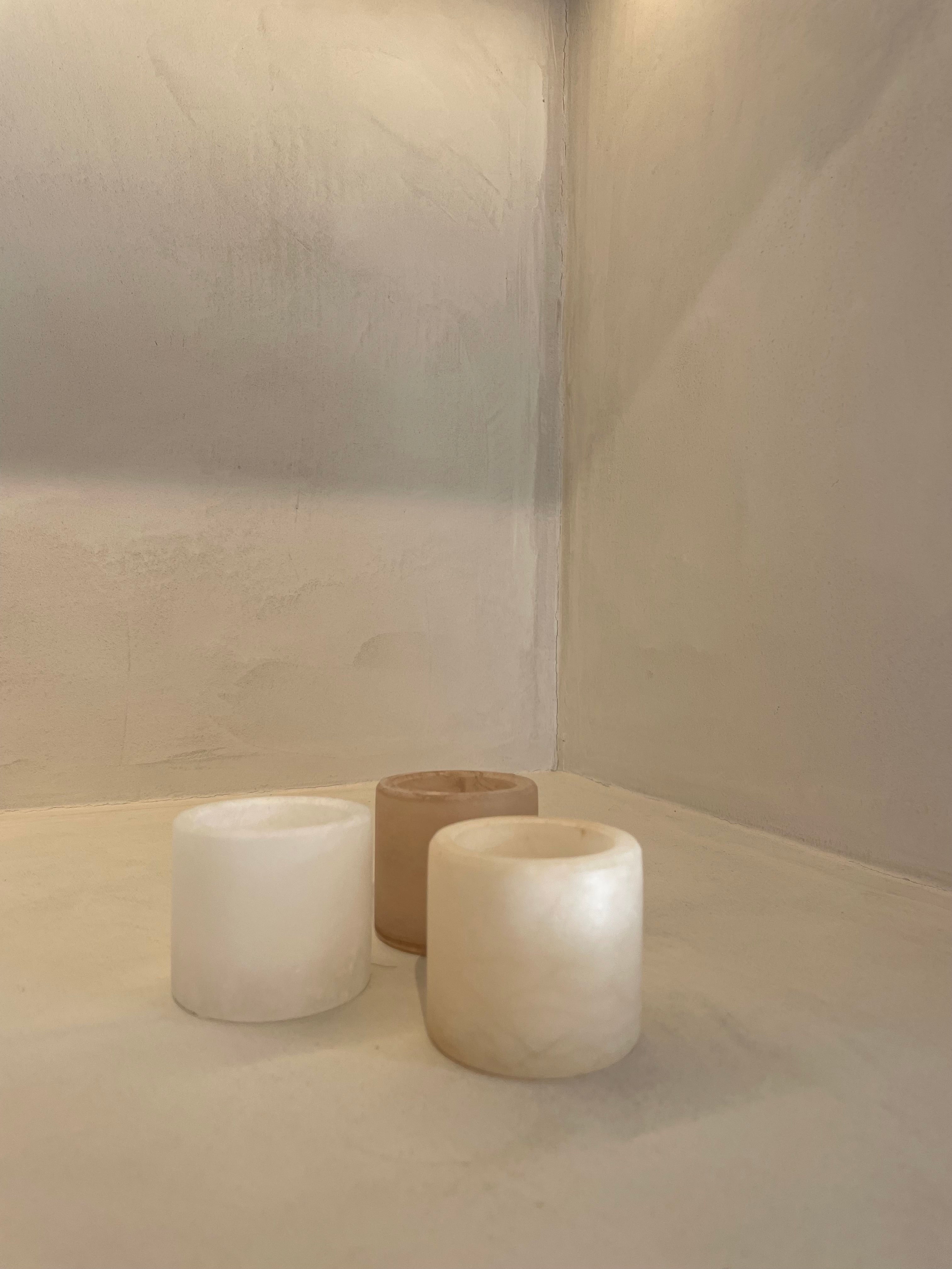 Candle holder alabaster beige XS