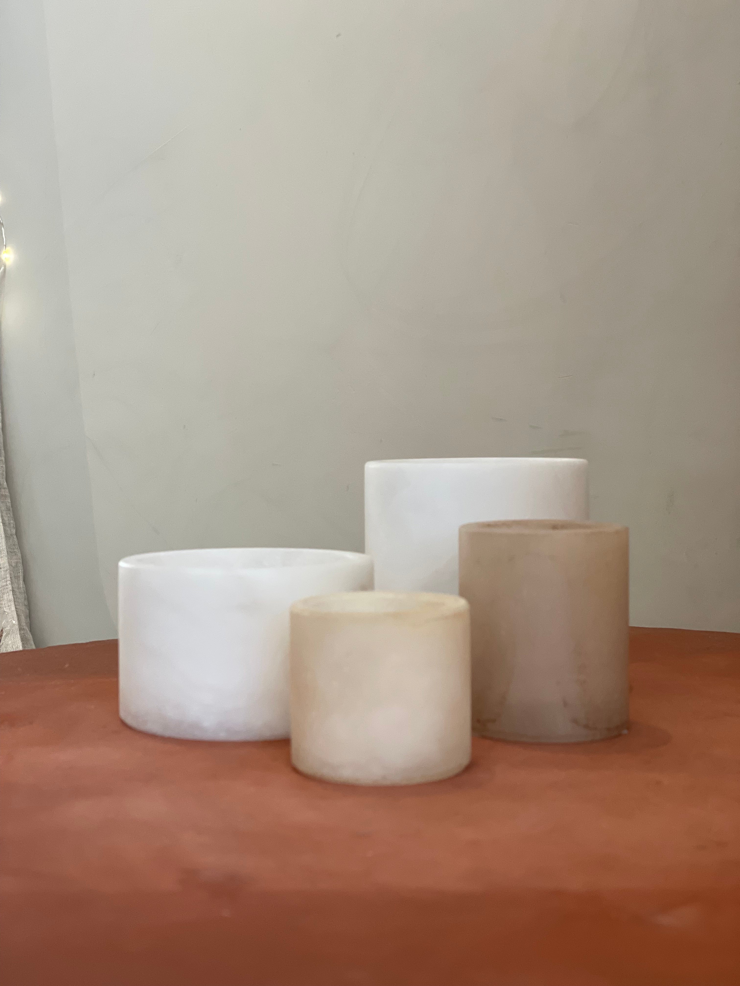 Candle holder alabaster white S wide