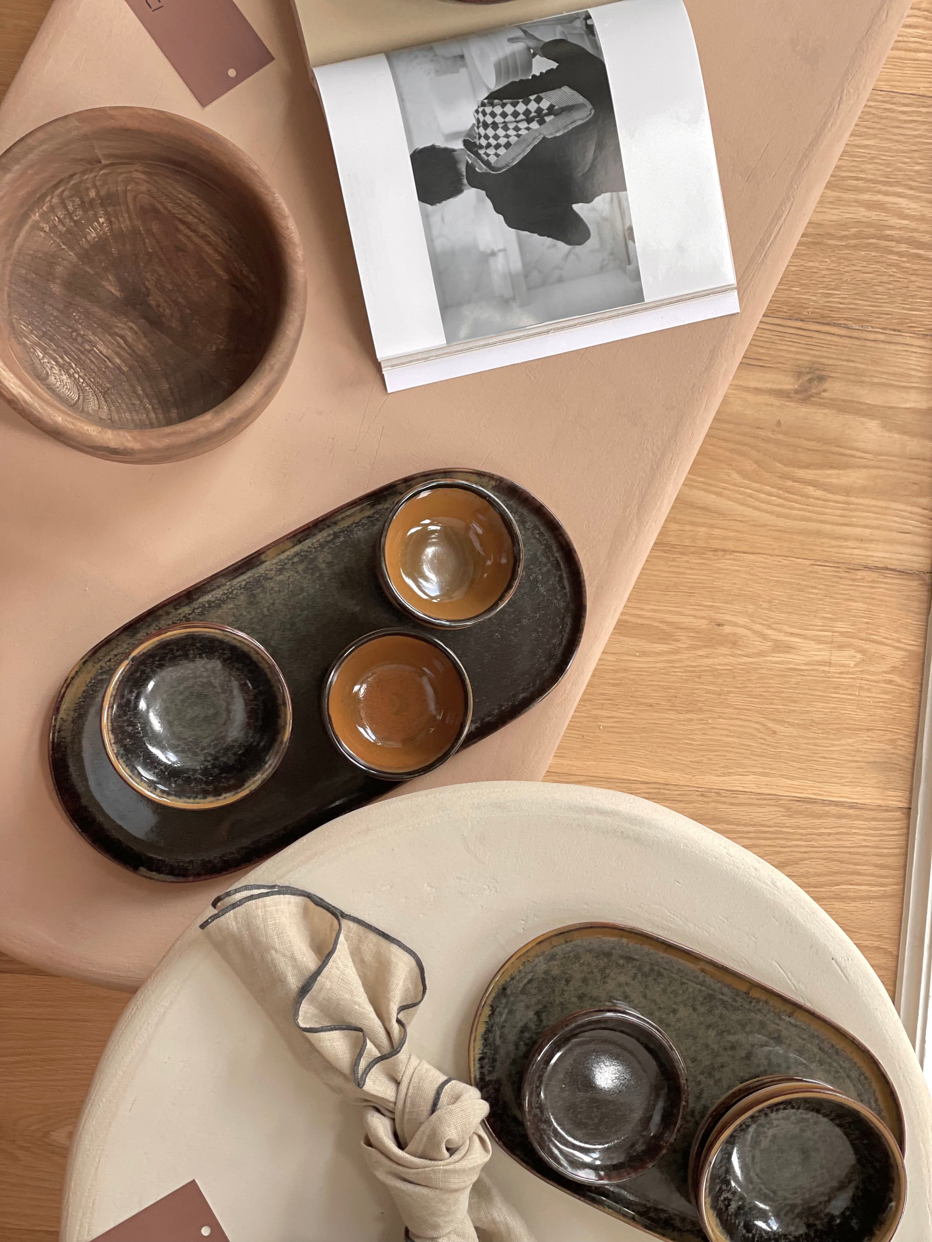 Bowl M Surface Rusty Brown