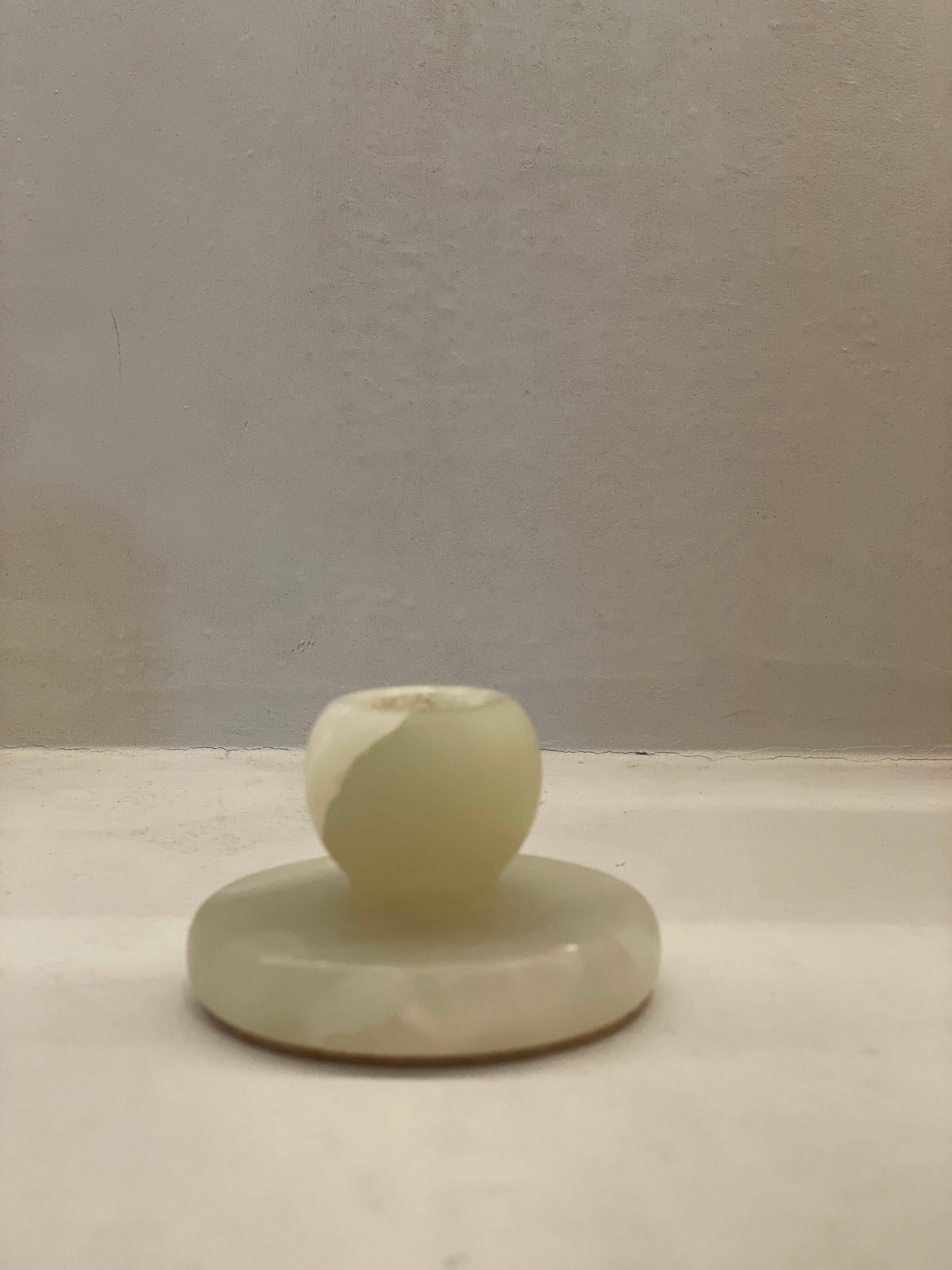 Kandelaar onyx wit S