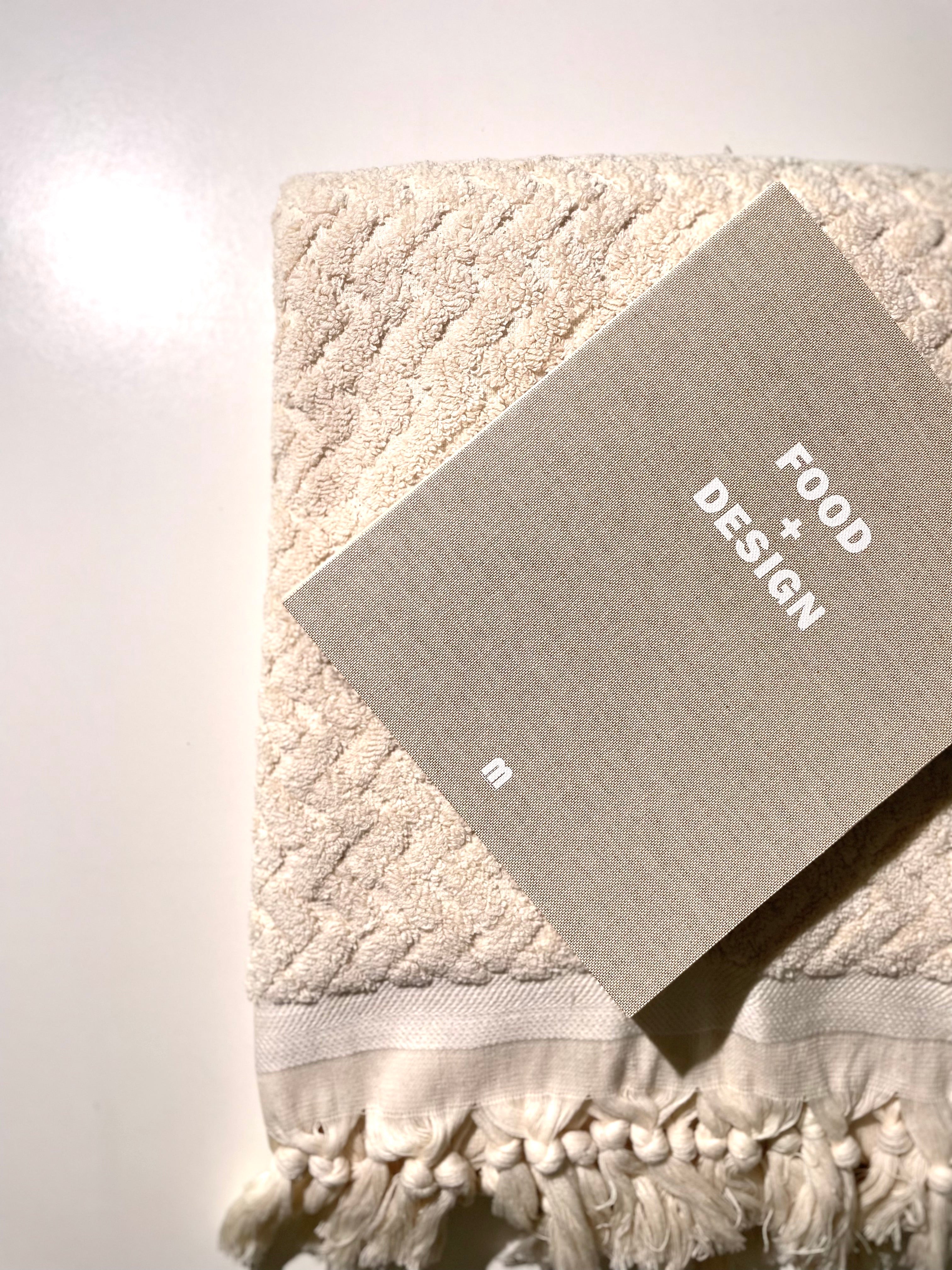 Tirtil towel off-white