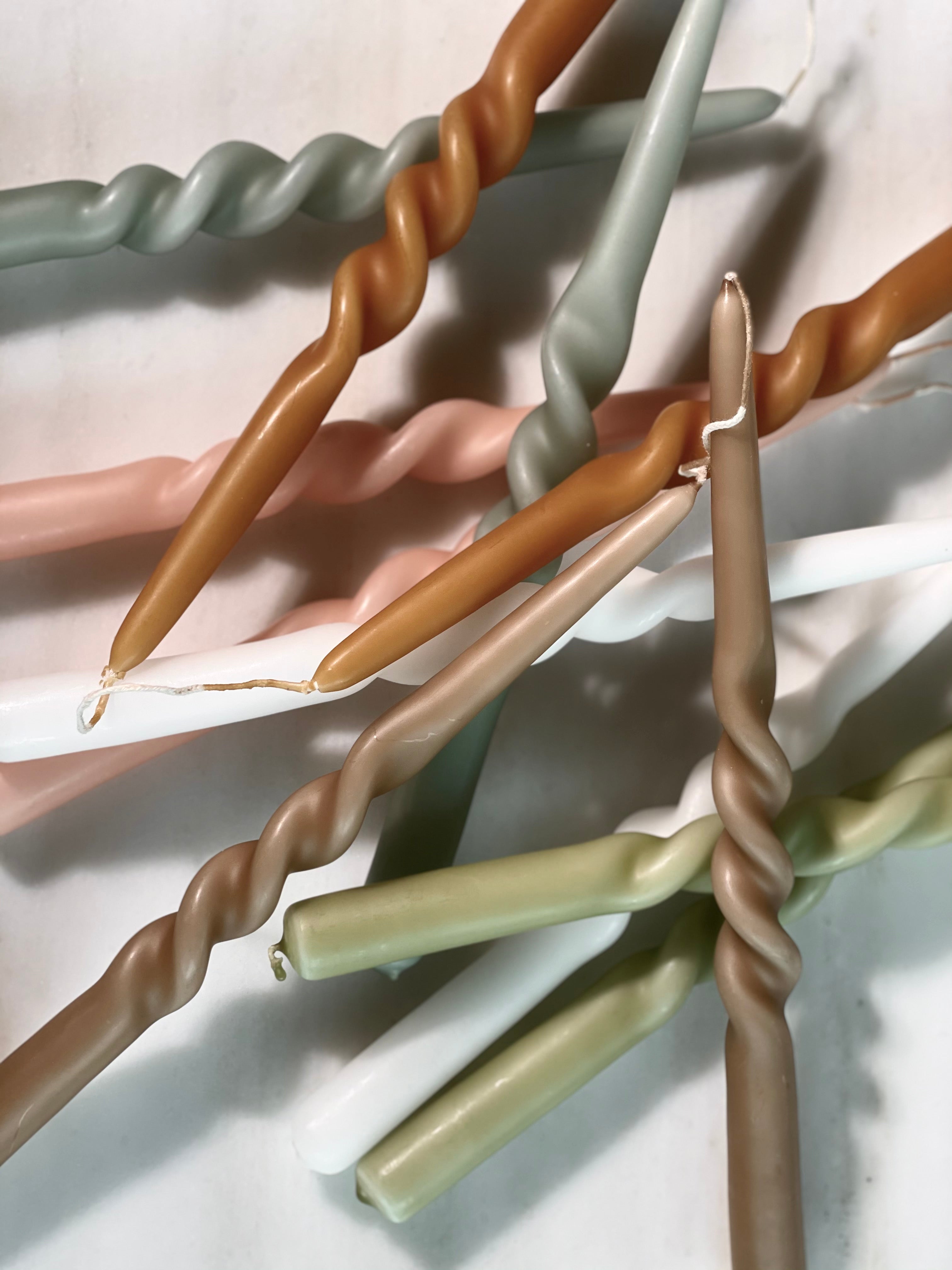 Dinner candle Twist - 29 cm