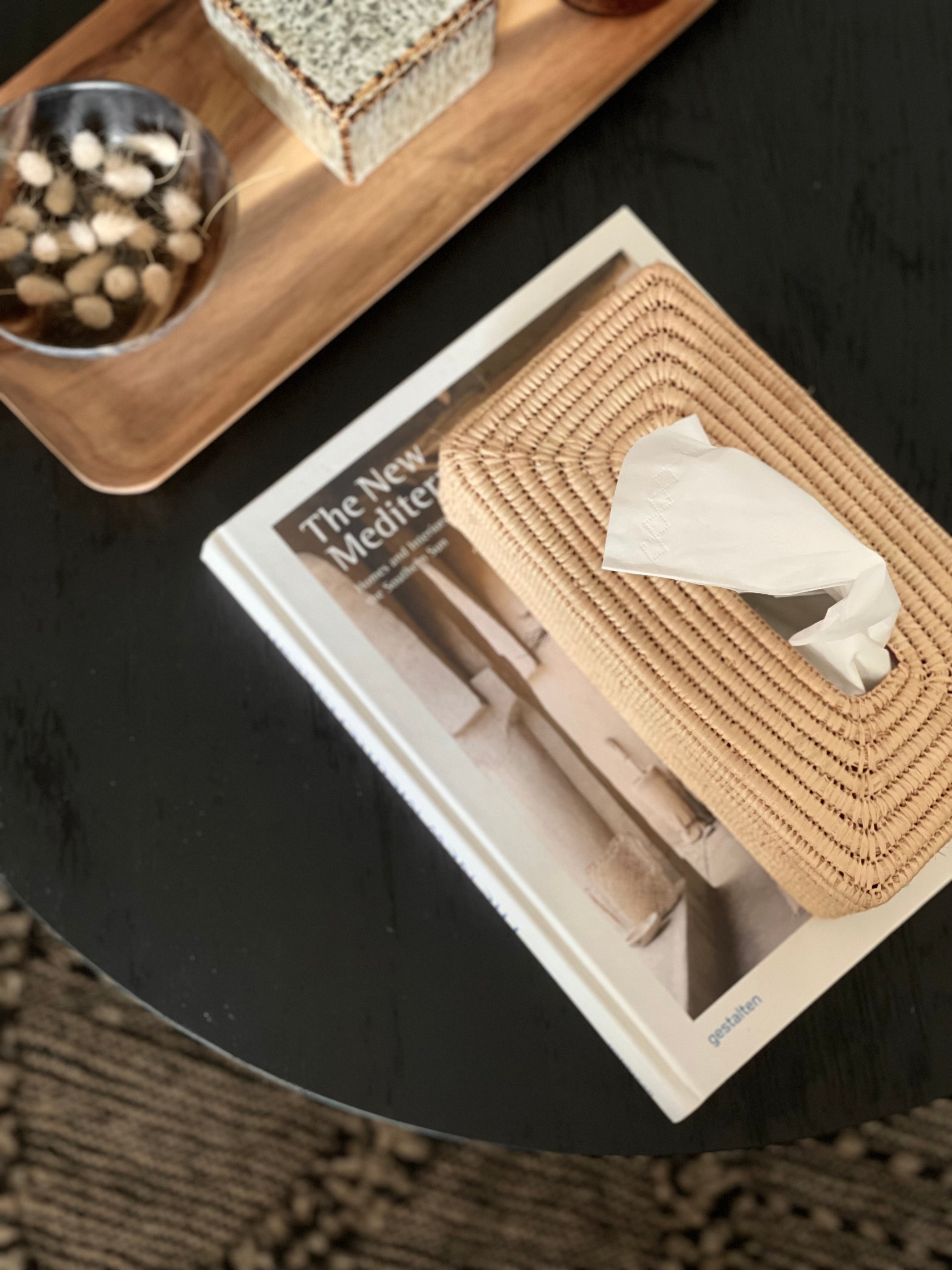 Acacia platter low Phong