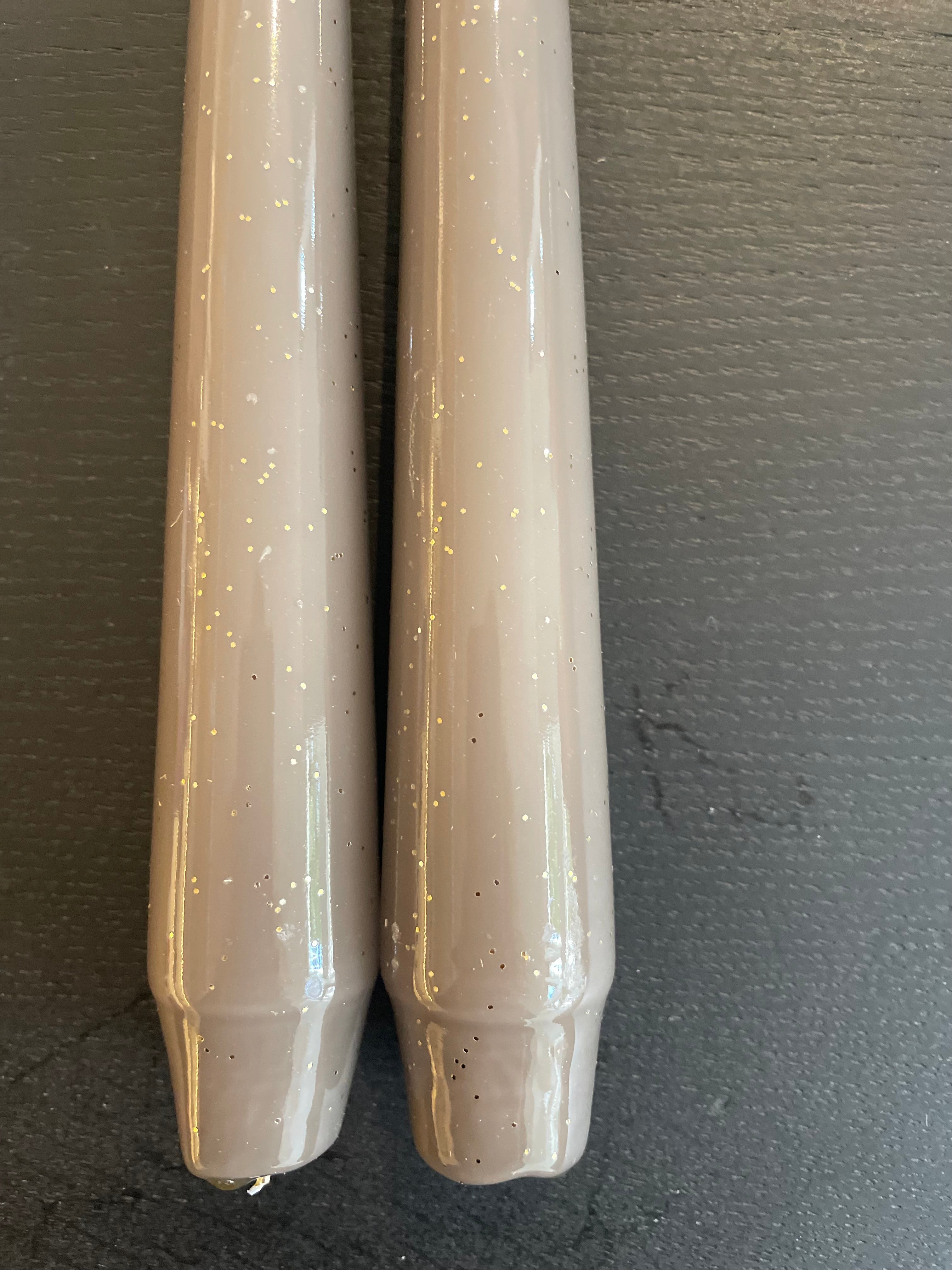 Dinerkaarsen Tweeling warm grijs glitter - 35 cm