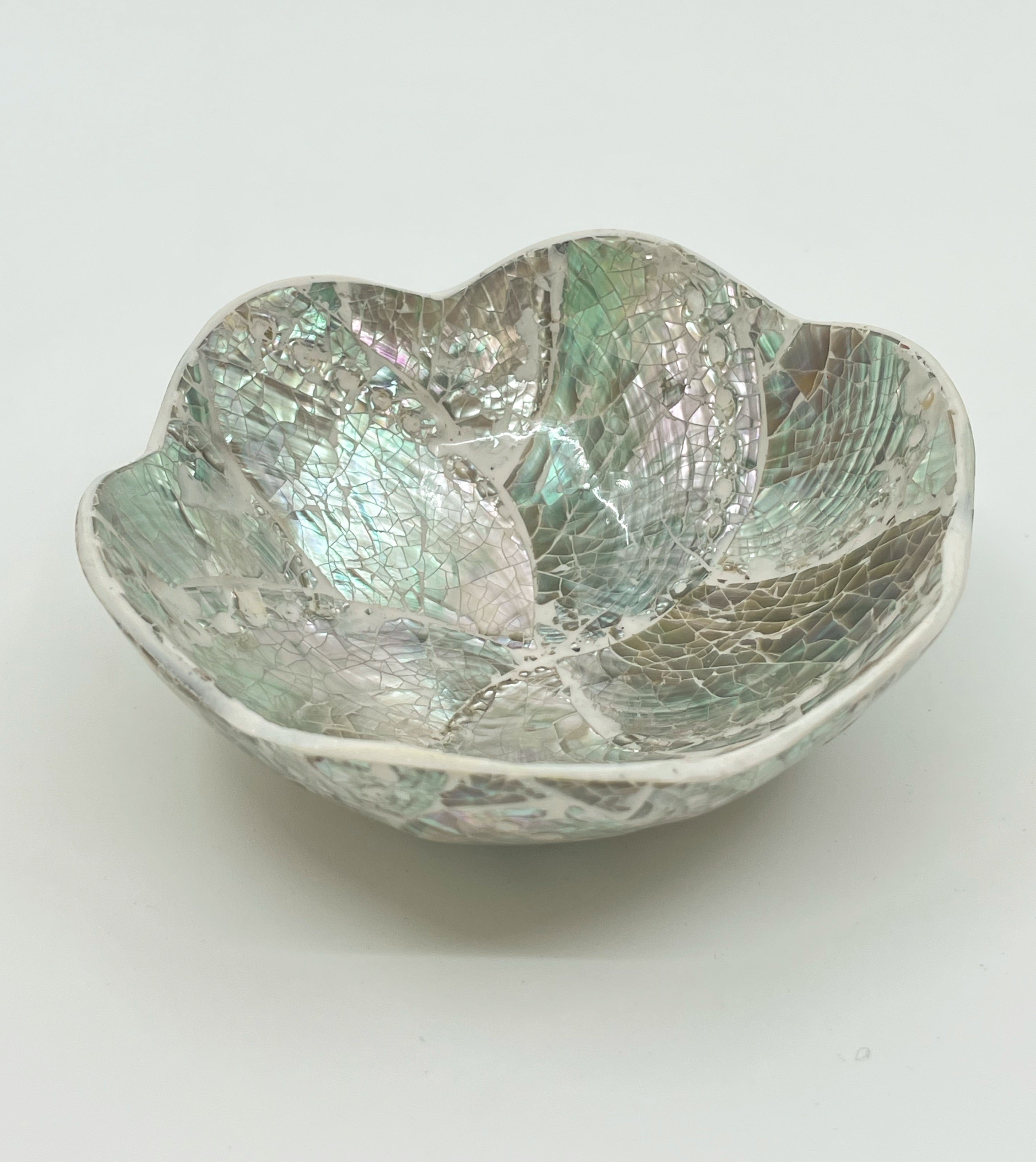 Mother-of-pearl bowl