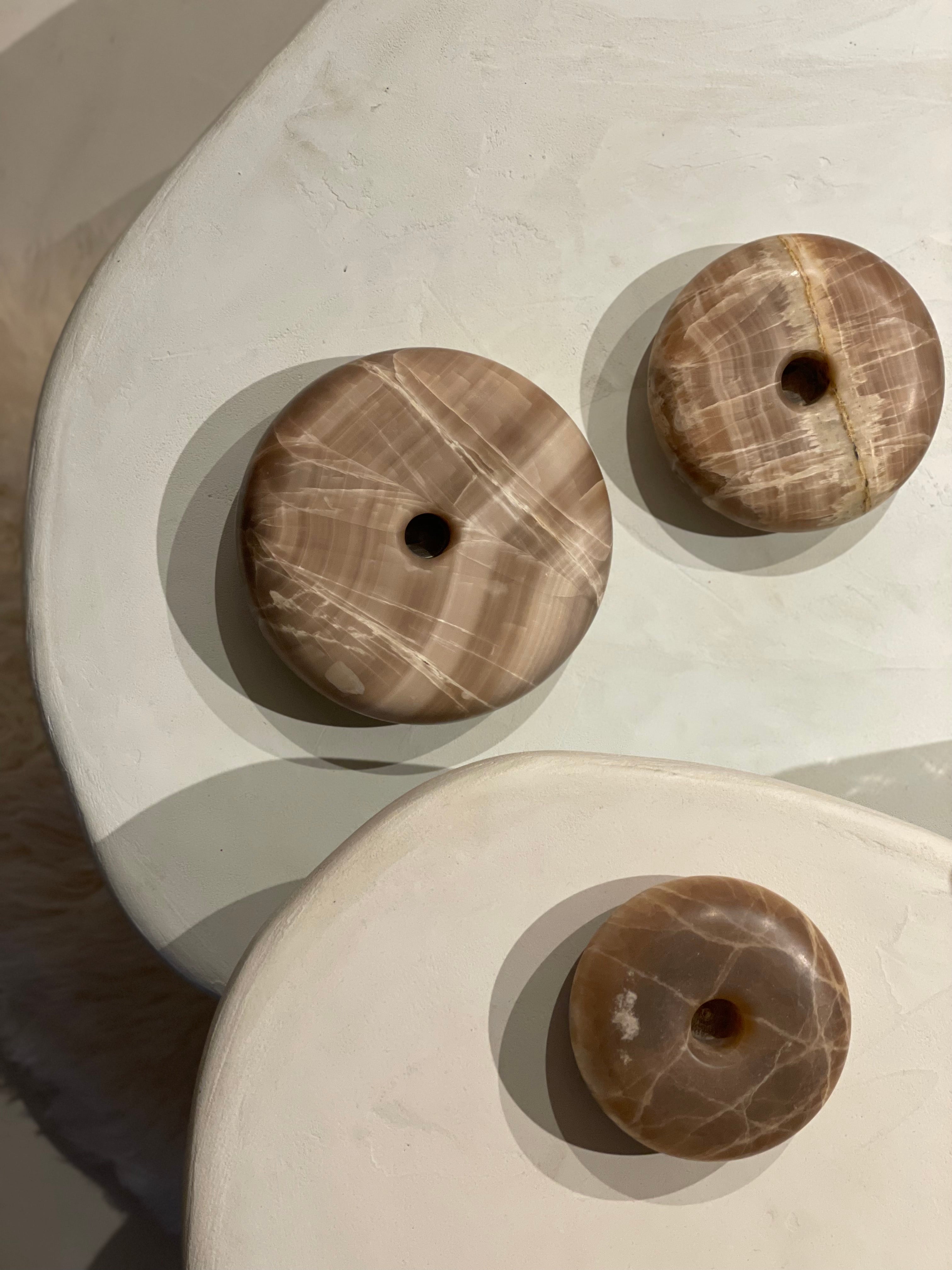 Kandelaar donut onyx bruin L