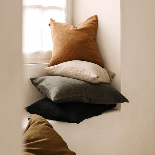 Linen cushion Mocha L